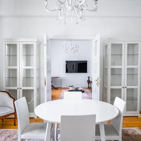 Prime Location In Spacious 1bd By Flat Mаnager アパート *